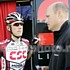 Andy Schleck avec Bjarne Riis avant la troisième étape de Paris-Nice 2007